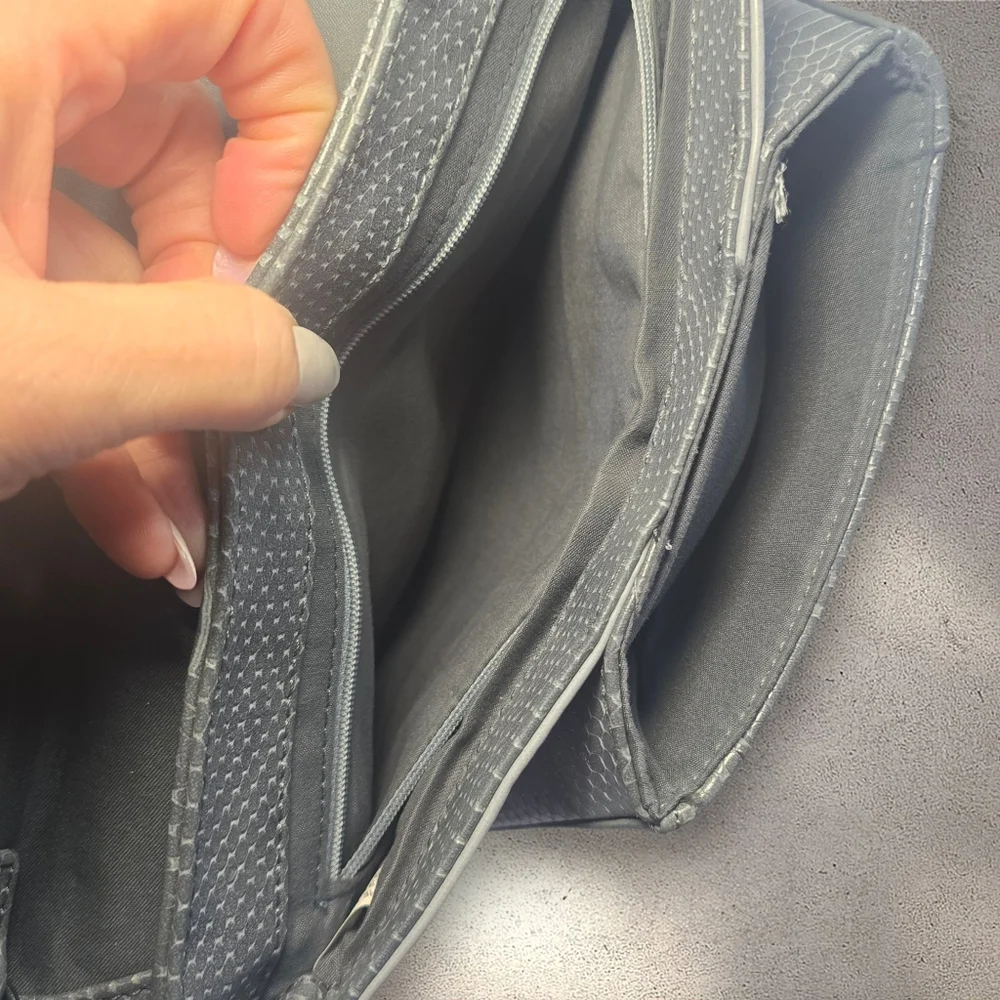 Limited Edition Envelope‎ Grey Snakeskin Clutch Foldover Crossbody